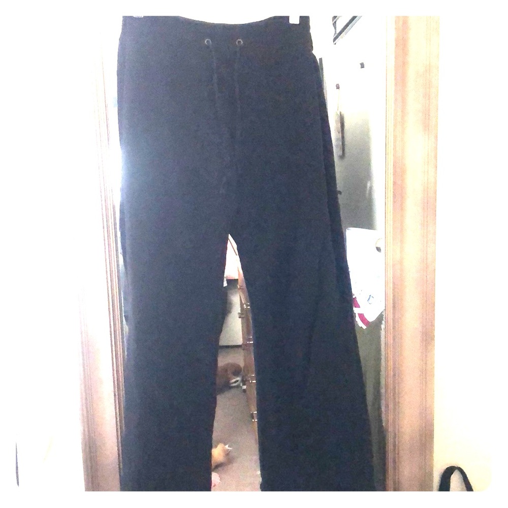 Black sweatpants